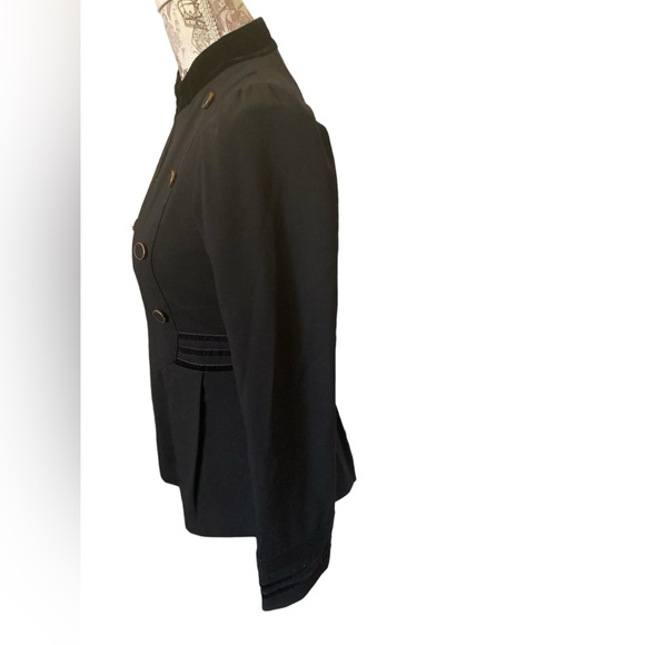 Authentic Marc by Marc Jacob’s Short Vest - Picture 8 of 16